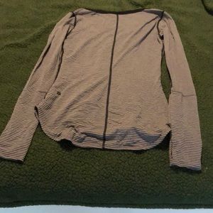 lululemon athletica Tops - Long sleeve Lululemon top lululemon athletica Tops - Long sleeve Lululemon top